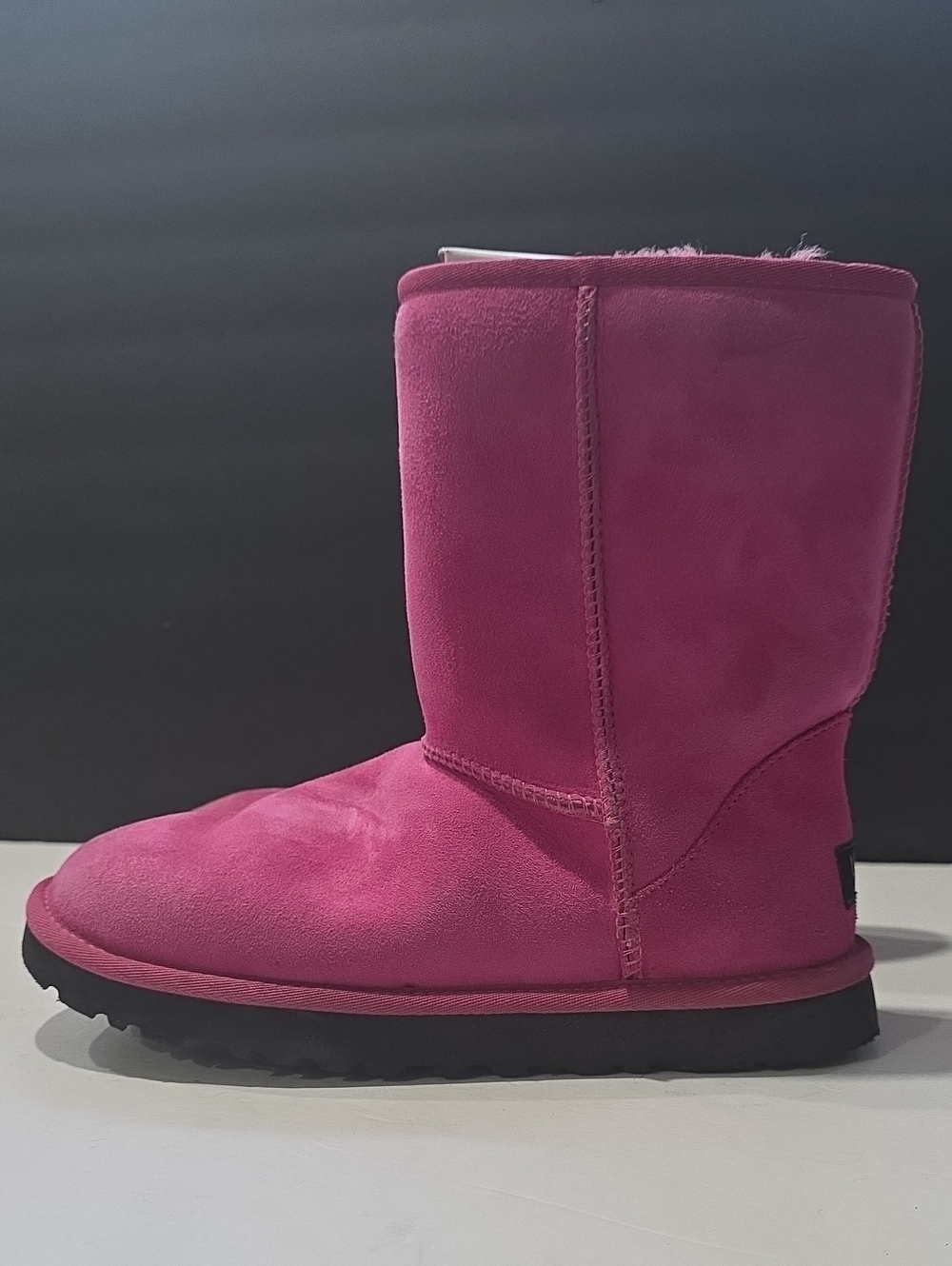 UGG Classic Short Boots Magenta Pink Suede Shearling Winter Snow 5825 Size 7